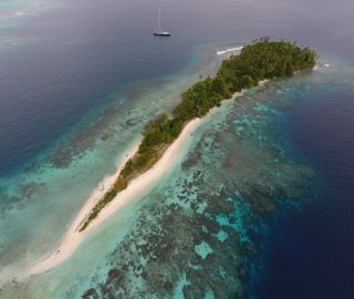 Njari Island